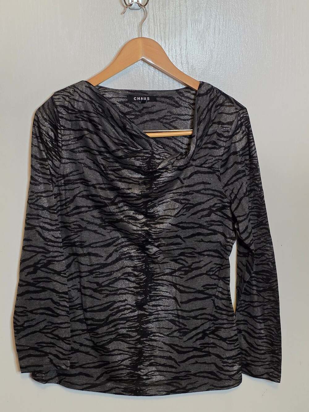 Chaus Womens Long Sleeve Cowl Neck Gray Black Zebra Print Top Size L